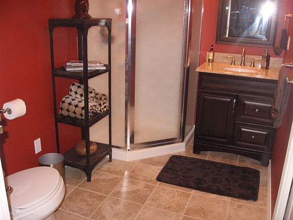 3rd image of 205 Daren Ct