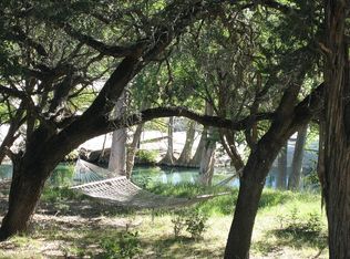 403 River Place Rd, Rio Frio, TX 78879