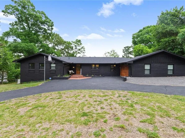 628 Chelsea Dr E, Mobile, AL 36608