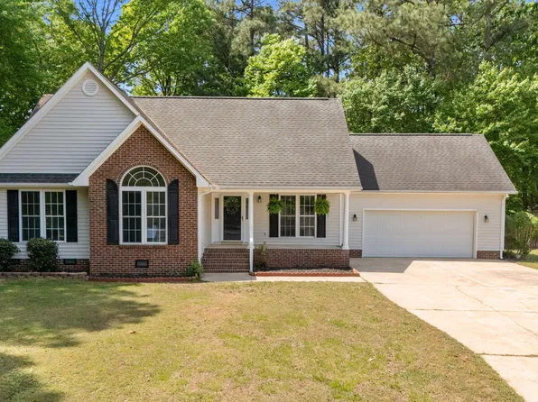 3101 Windmere Dr, Sanford, NC 27330