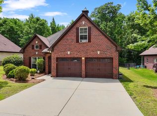 419 Ballantrae Rd, Pelham, AL 35124