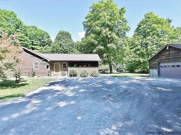 2nd image of 150 Nelson Hoff Rd