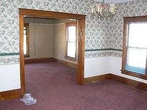 Dining room to living room