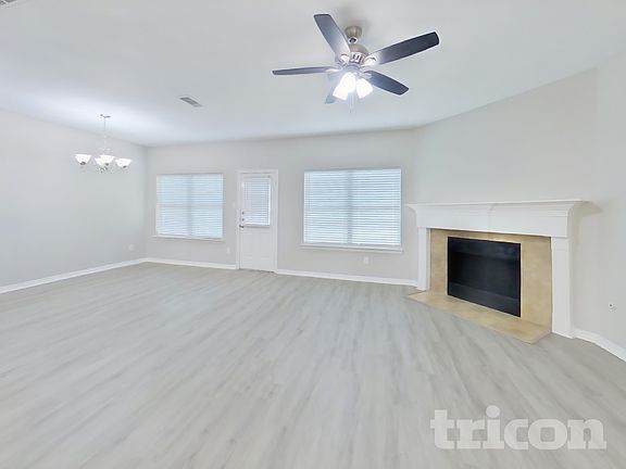 2nd image of 8026 N Tarrytown Crossing Dr