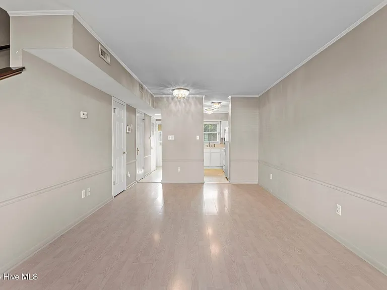 101 David Dr #B15 — Photo 12