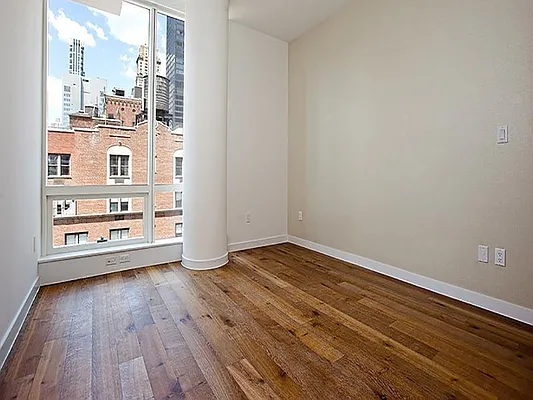 Rented by Sotheby's International Realty | media 17