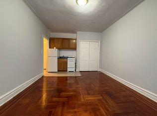 41-08 Parsons Blvd #2E, Flushing, NY 11355