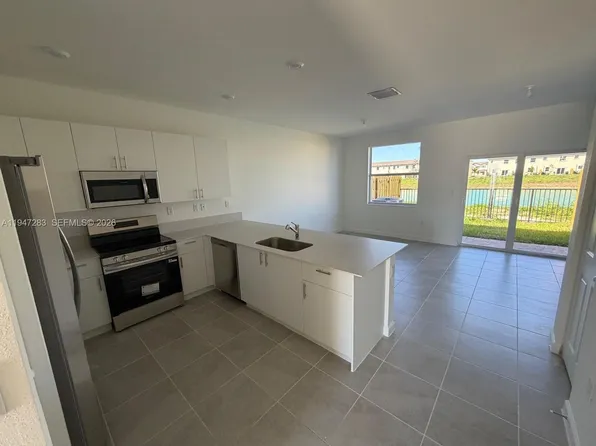 2732 SE 26th Ave #2732, Homestead, FL 33035