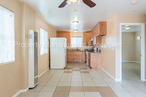 2nd image of 534 S Bancroft St