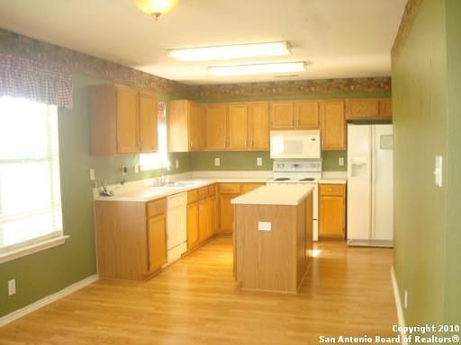 4th image of 7410 Bull Creek Dr