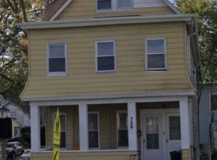 728 Chestnut St, Roselle, NJ 07203