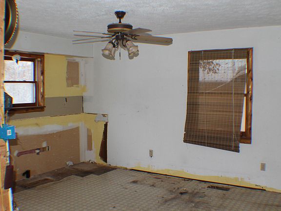 4th image of 5330 County Road 491