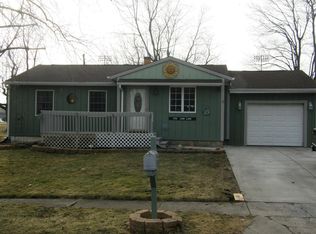 1701 Lind Ln, Valparaiso, IN 46383