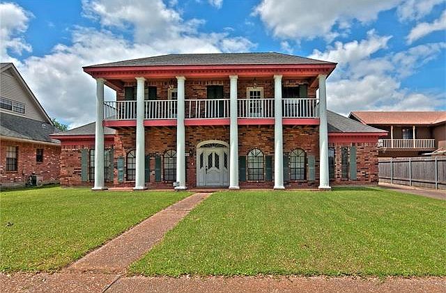 1st image of 3843 Lennox Blvd