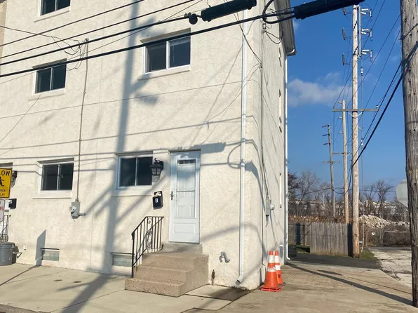 1 W Front St, Bridgeport, PA 19405