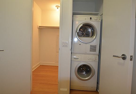 5th image of 505 W 47th St #3BS