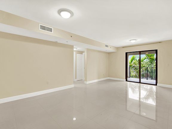 3rd image of 838 Salzedo St APT 310