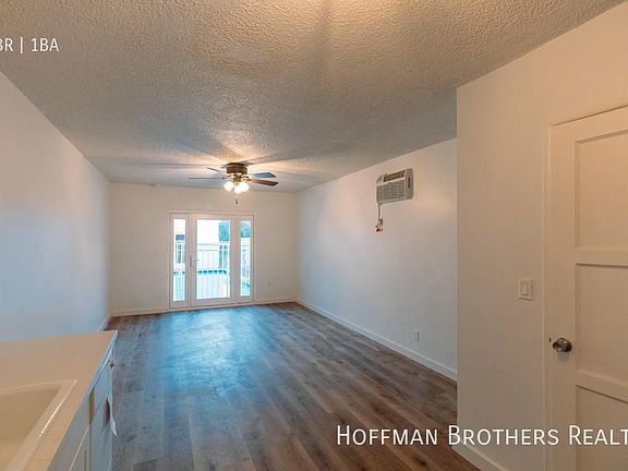 3rd image of 1006 N El Centro Ave #4A