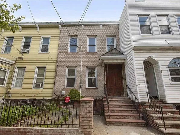 98 Atlantic St, Jersey City, NJ 07304