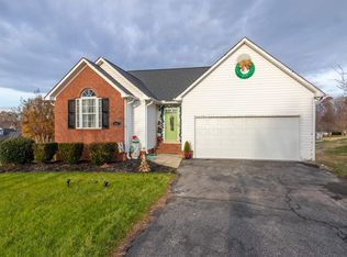 107 Cherrywood Rd, Woodruff, SC 29388