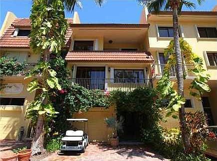 1st image of 6106 Paradise Point Dr
