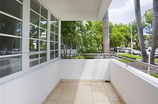 4th image of 1000 E Meridian Ave #1