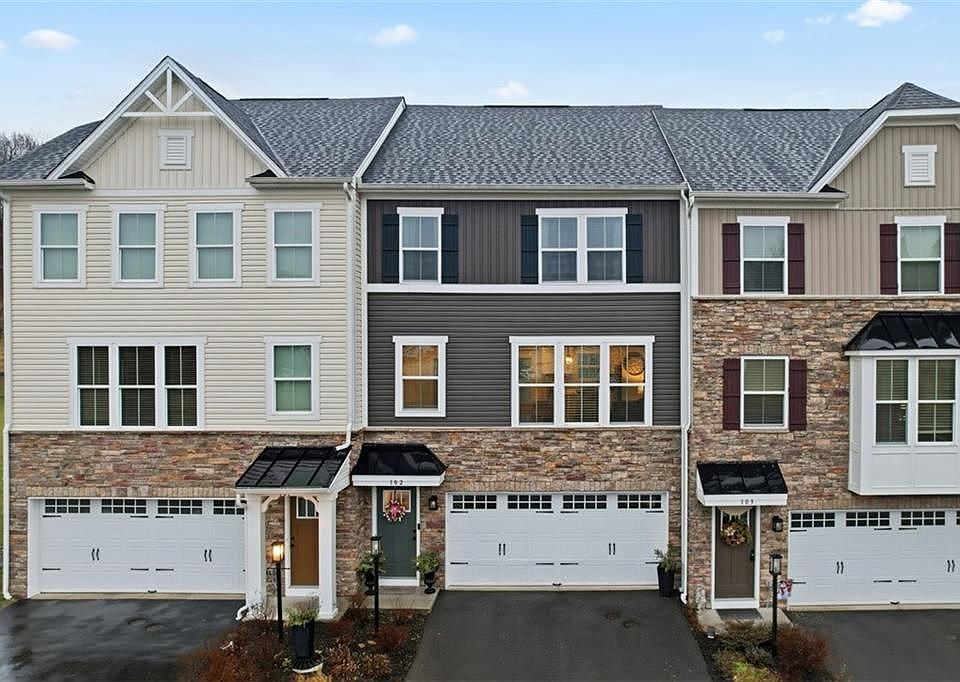 1st image of 102 Rivulet Pl