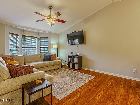 4th image of 6825 Barkwood Rd