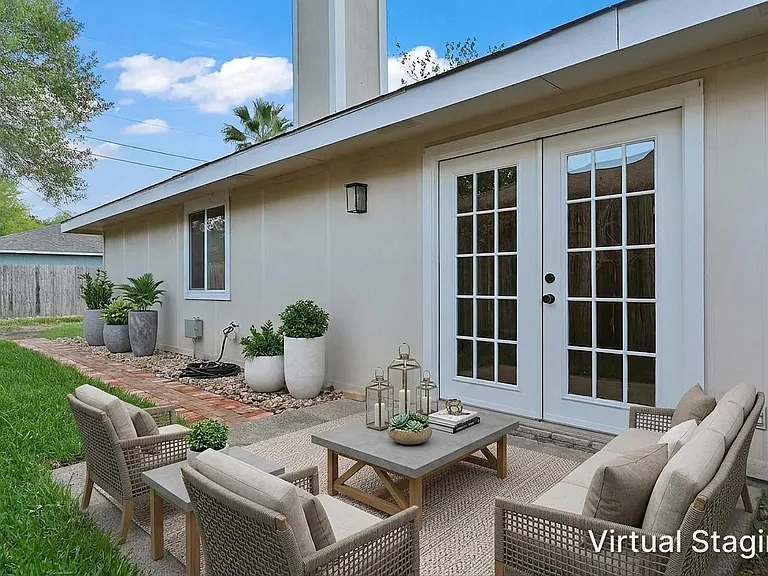 1102 Winecup Cir — Photo 16