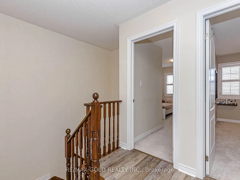 65 Niagara Trl — Photo 29