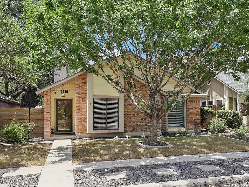 1st image of 13618 Stony Forest