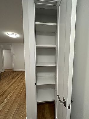 4th image of 191 Grand St APT 6