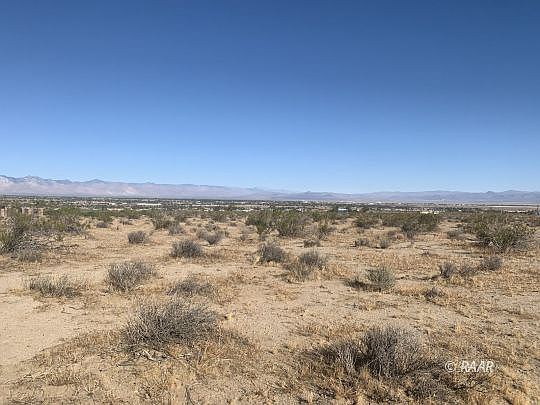 4th image of Kendall Ave E