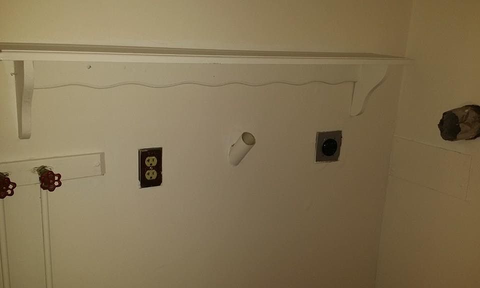 2nd image of 15 E Main St #1