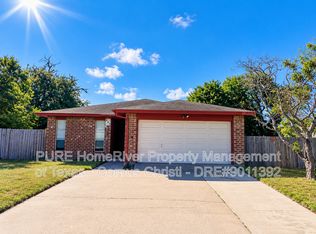 862 Siskin Cir, Corpus Christi, TX 78418