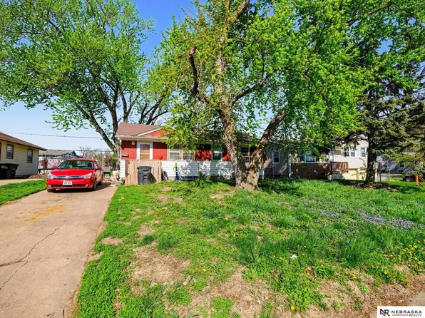 5510 N 47th St, Omaha, NE 68104