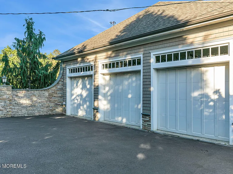 22 Oakes Rd — Photo 32