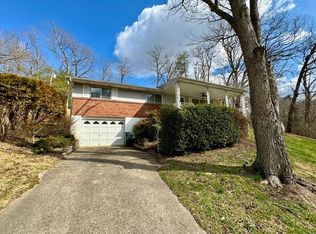 707 Kenwood Dr, Russell, KY 41169