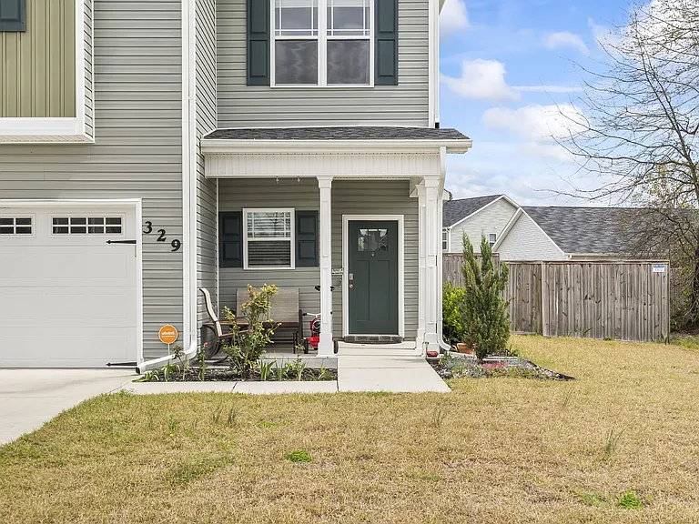 329 Adobe Ln — Photo 3