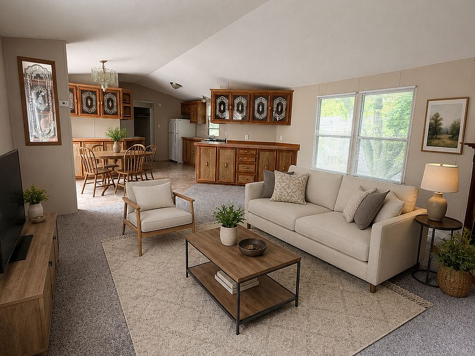 1st image of 215 Lakeshore Cir #215
