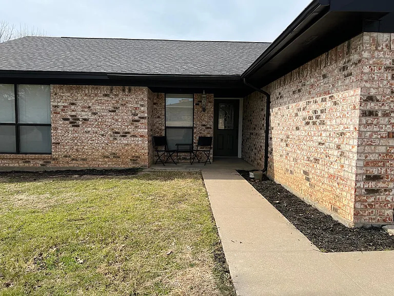 202 S Sendero Dr — Photo 12