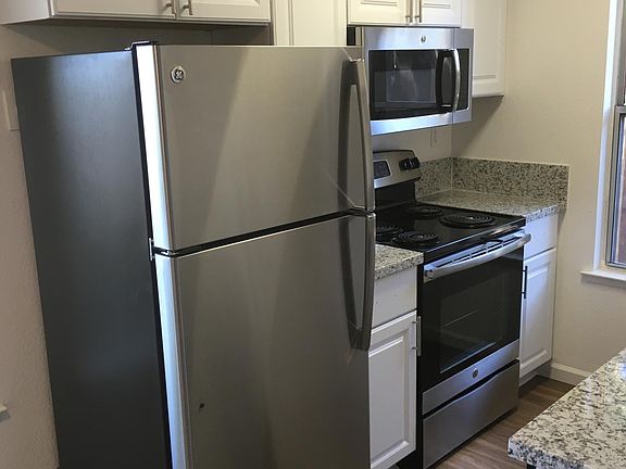 4th image of 5311 College Oak Dr #24