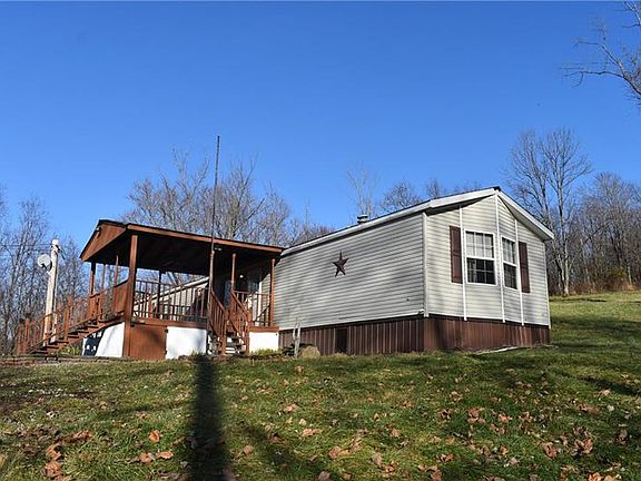 3rd image of 6 Brandenburg Ln