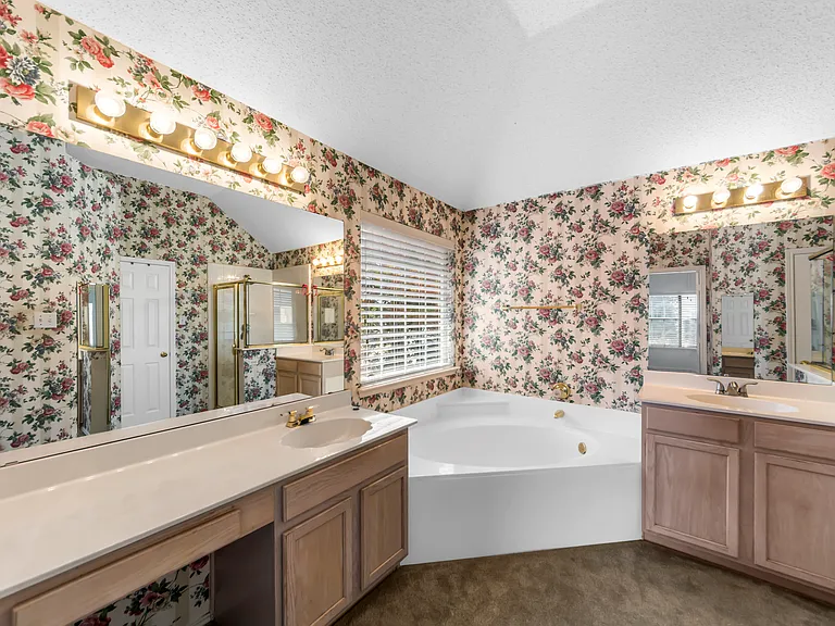 764 Whitman Pl — Photo 25