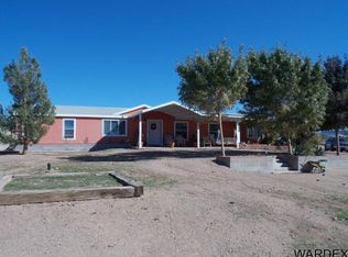 21473 N Red Mountain Dr, White Hills, AZ 86445