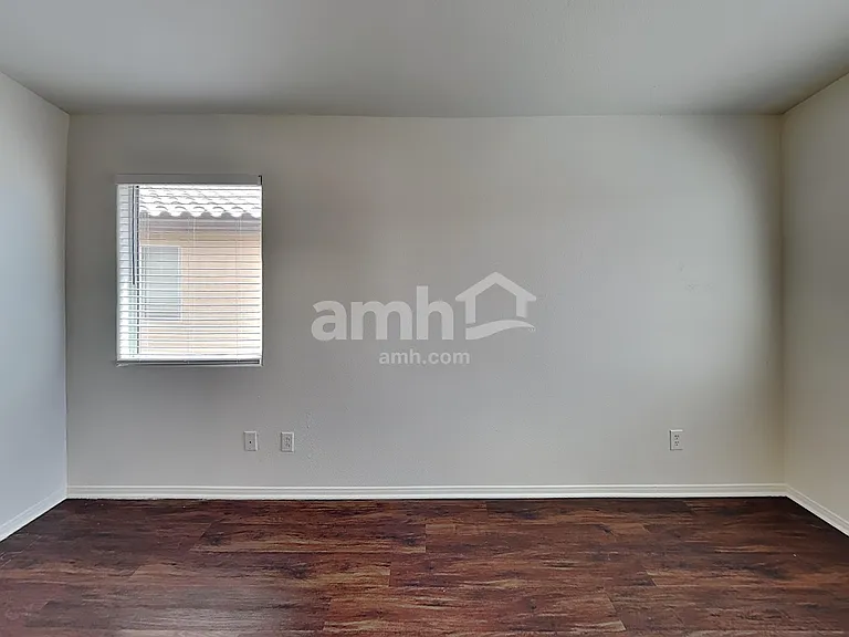 6473 Karlsen Ct — Photo 9