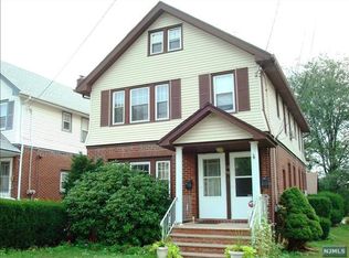 15-48 Parmelee Ave, Fair Lawn, NJ 07410
