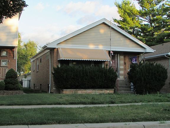 3rd image of 3004 East Ave