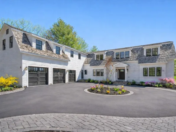 10 Hitching Post Ln, Weston, MA 02493