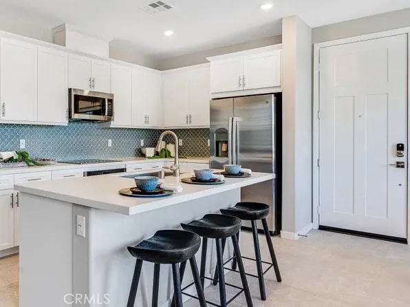 2785 E Amberley Privado, Ontario, CA 91762